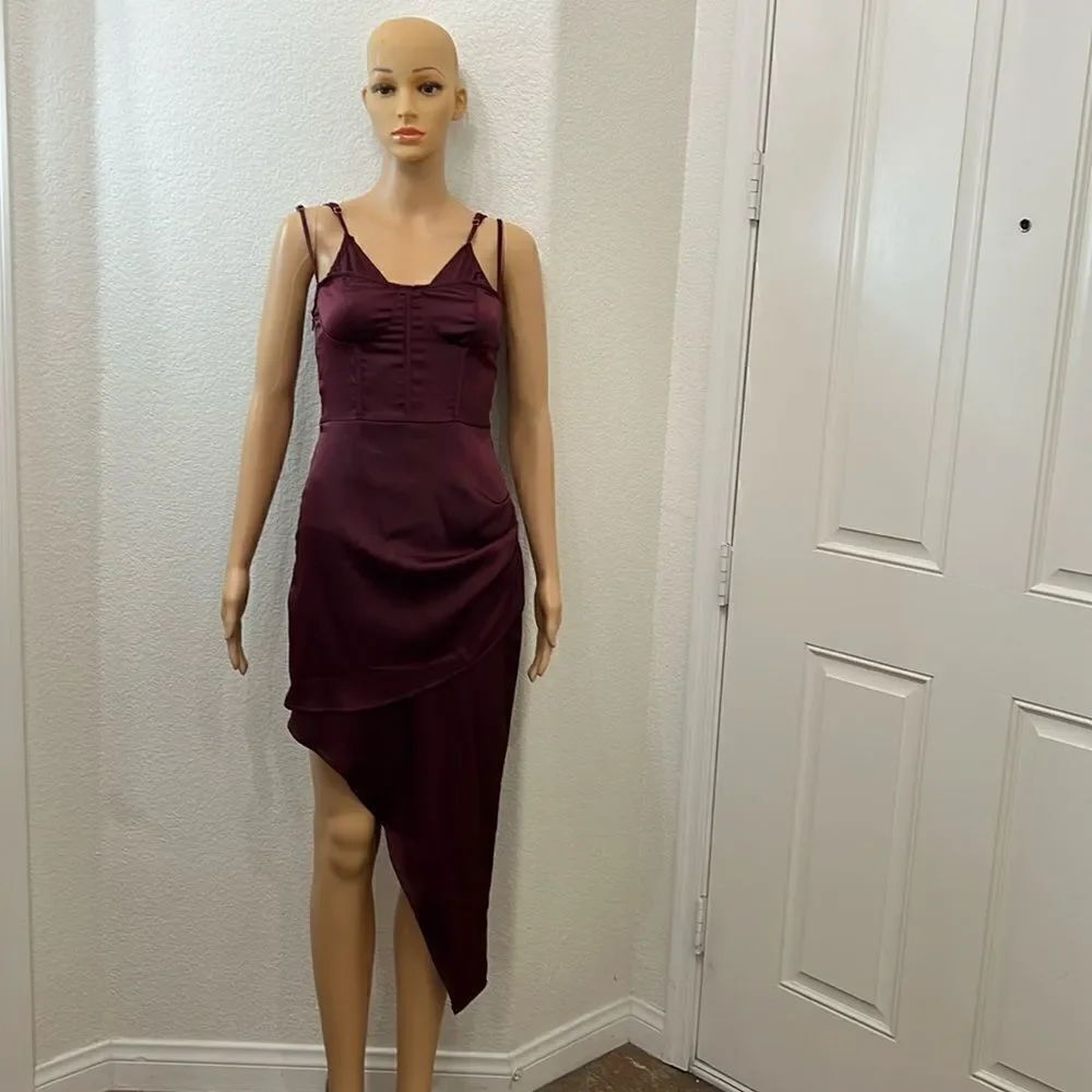 Pretty Little Thing Mini Dress Sz 4 Burgundy Strappy Corset Ruched Bodycon Woman